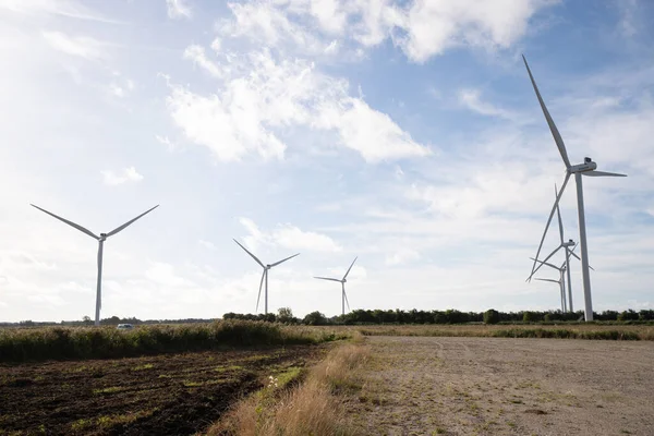 Farma Wiatrowa Danii Dostarczająca Ekologiczną Energię Elektryczną — Zdjęcie stockowe
