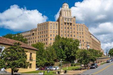 Hot Springs NP, AR, ABD - 10 Eylül 2022: Tedavi edici faydalarıyla tanınan bir şehir