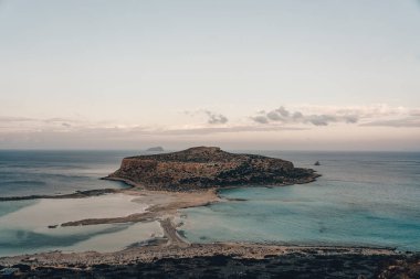 Akdeniz 'de Balos Sahilinde Gündoğumu Yunanistan