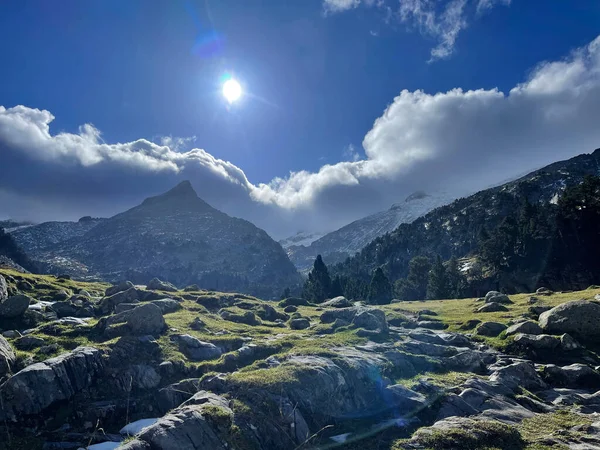 Dolina Benasque Górach Pirenejów Tor Besurta — Zdjęcie stockowe