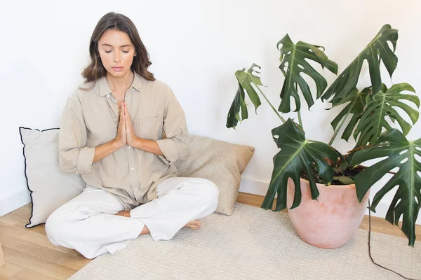 Woman Meditating Home Prayer Hands — Stock Photo, Image