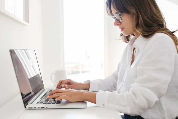 Woman Working Home Office Laptop Typing — Fotografia de Stock