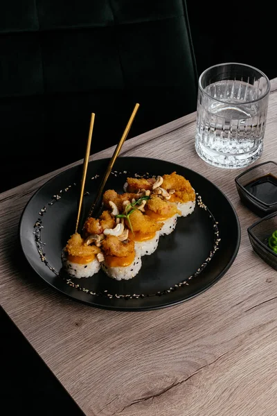 Baked Sushi Rolls Cheese Cap — Stock Photo, Image