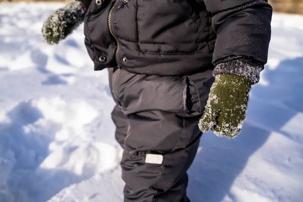 Young Boy Mittens Covered Snow While Playing — Φωτογραφία Αρχείου