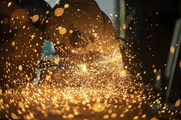 Metal Kıvılcımlar Çelik Testeresi Sanayi Geçmişi — Stok fotoğraf