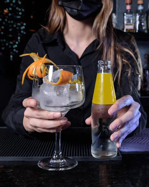 Refreshing Cocktail Served Bar Counter Drinks — Φωτογραφία Αρχείου