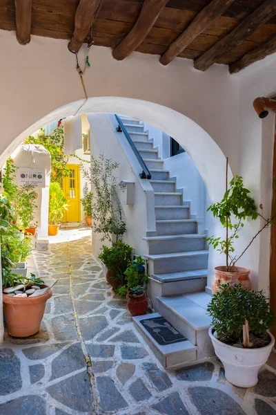 Stairs Archway Stucco Building Naxos Greece — Foto Stock