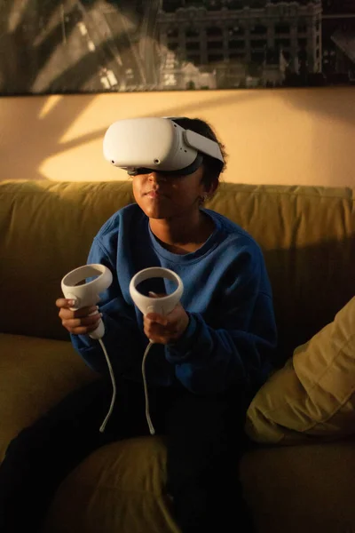 New Technology Teenager Playing Headset — Stock Photo, Image
