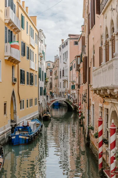 Beautiful Colorful Buildings Located Canal Venice — Stock Photo, Image
