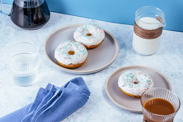 Donuts White Glaze Colored Sprinkles — Stok fotoğraf