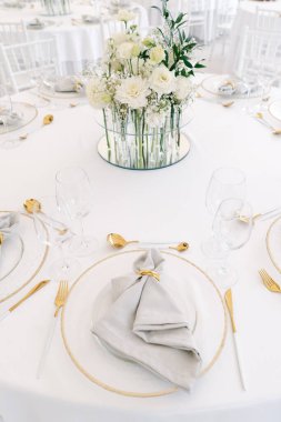 Düğün için bir şenlik masası