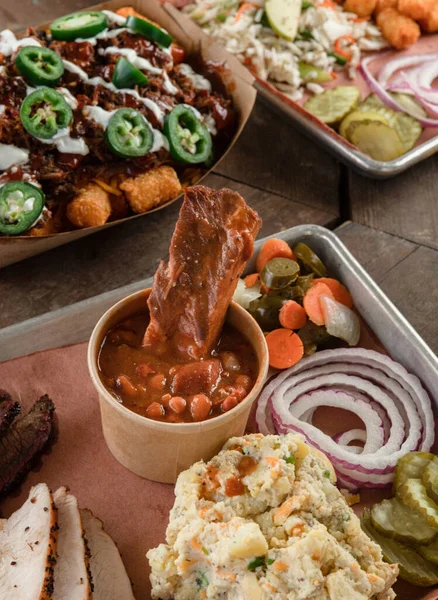 Ein Tisch Voller Texas Barbecue — Stockfoto