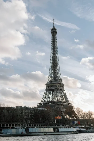 Torre Eiffel Largo Del Sena Atardecer — Foto de Stock