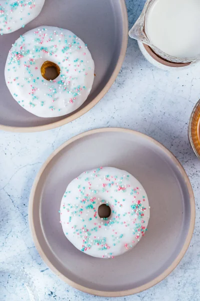Donuts White Glaze Colored Sprinkles — Stock Fotó