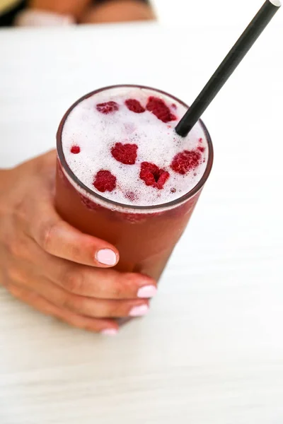 Fresh Raspberry Lemonade Bar — Stock Photo, Image