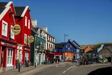 Bars and hotels in small Ireland town.