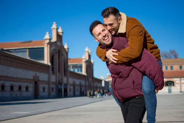 Portrait Happy Gay Couple Outdoors — Stok fotoğraf