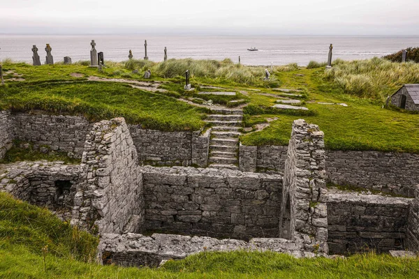 Cemetery and ruins on Arens Island, Ireland