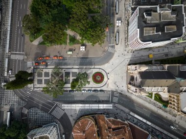 Curitiba, Paran, Brezilya 'daki tarihi şehir meydanına güzel bir hava manzarası 