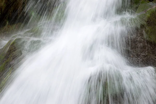 Szczegóły Wodospadu Dolinie Aspe — Zdjęcie stockowe