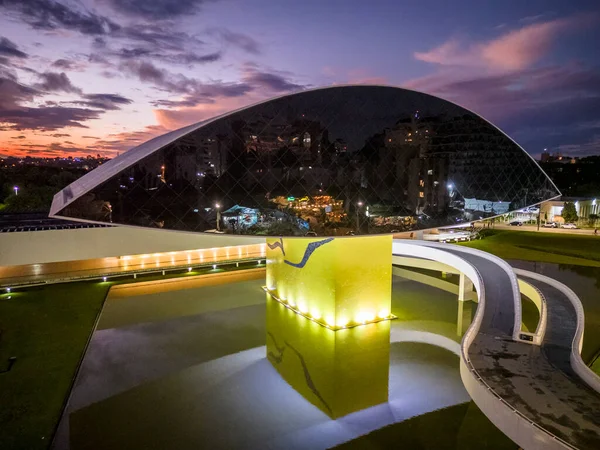 Vacker Utsikt Modern Arkitektur Museum Byggnad Oscar Niemeyer Curitiba Huvudstad — Stockfoto