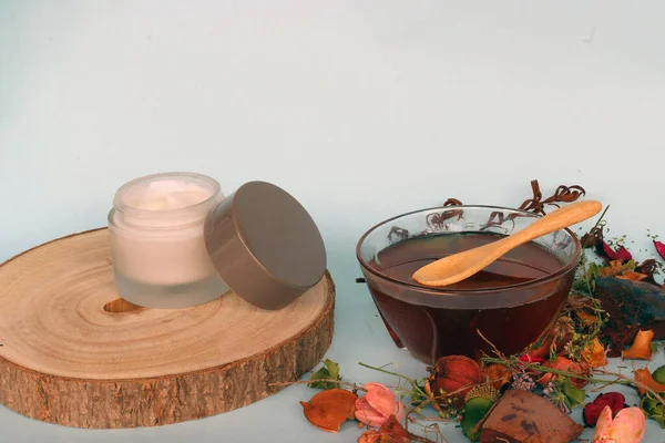 Natural Medicine Essential Oil Jar Natural Cream — Stock Photo, Image