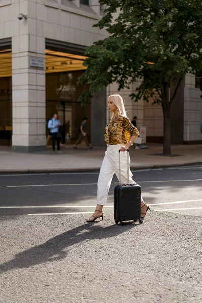 stock image Attractive businesswoman in London