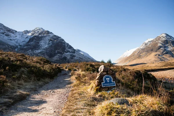 Trail Door Bergen Van Schotse Hooglanden — Stockfoto