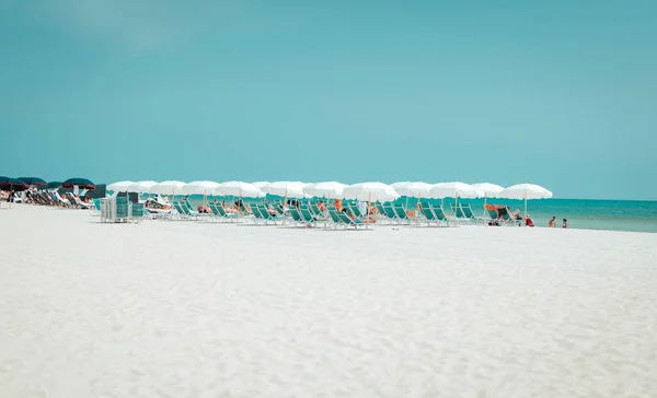 Playa Las Vacaciones Mañana Relajarse — Foto de Stock