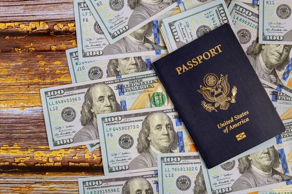 American Passport Close American Dollars Money — Stock Photo, Image