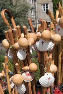 Deniz kabukları, sopalar ve balkabakları, St. James yolunun sembolleri, Galiçya, İspanya