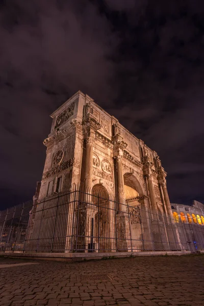 Arco Tito Noche Foro Romano Roma —  Fotos de Stock