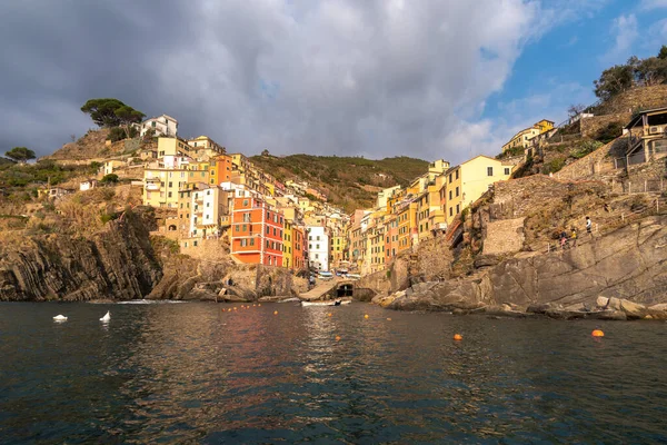 Färgglada Byn Riomaggiore Cinque Terre Italien — Stockfoto