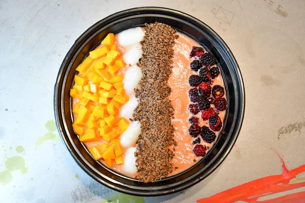 stock image Papaya smoothie with mango lychee chocolat and blackberries