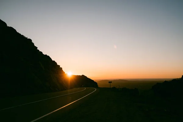 Sunrise Desert Road — Stock Photo, Image