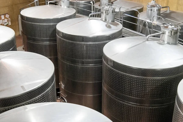 圣地亚哥酒厂葡萄酒桶的美丽景色 — 图库照片