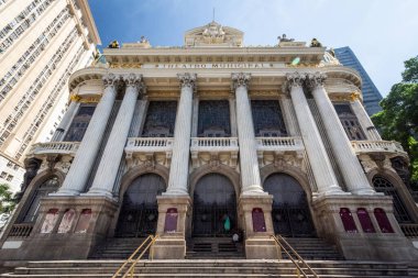 Rio de Janeiro, Brezilya 'daki tarihi opera binasının güzel manzarası