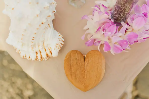stock image Heart shaped ring box for tropical wedding ceremony