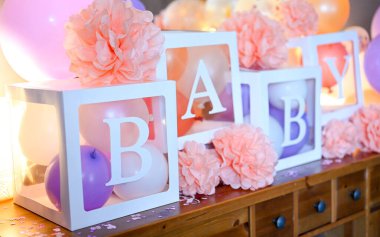 Bebek partilerinde bebek mektupları.