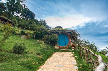 Antigua Guatemala 'daki hobbitenango evleri