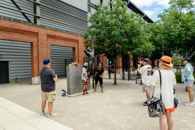 Statue of Willie Mays at Region's Field clipart