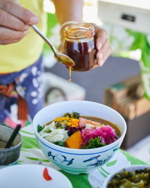 Vegan Ramen being prepared at Maui Farmer's Market clipart