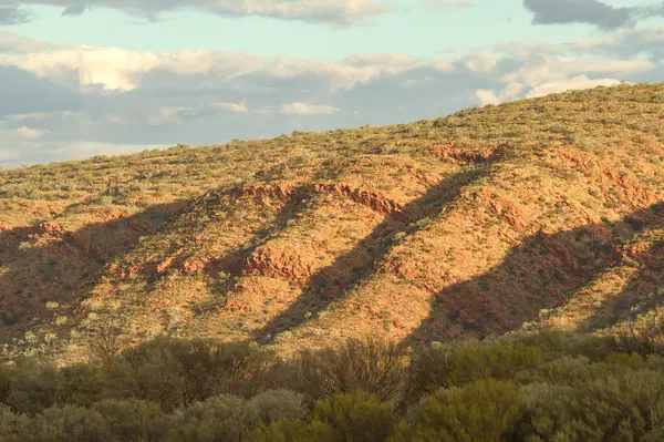 stock image View of the West Macdonnell Ranges/Tjoritja National Park