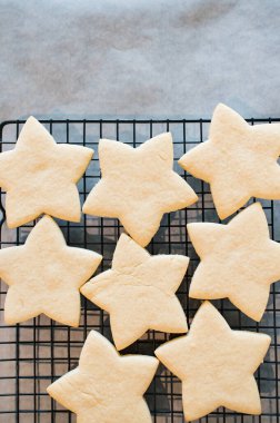 Yıldız şekilli şekerli kurabiye bezi