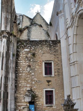Manastır ve Carmo Arkeoloji Müzesi, Lizbon
