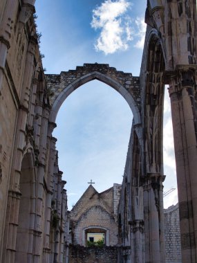 Manastır ve Carmo Arkeoloji Müzesi, Lizbon