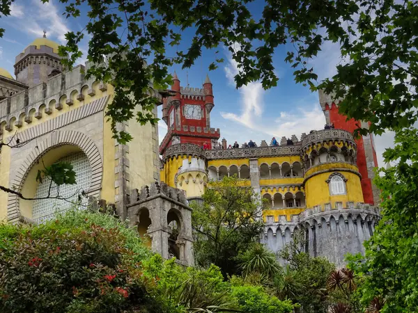 Sintra, Portekiz yakınlarındaki Pena Ulusal Sarayı.