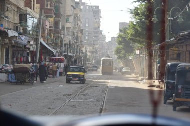 İskenderiye 'nin Kalabalık Sokakları' nda Sabah Mesafesi