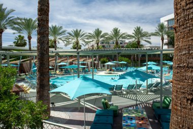 Scottsdale 'deki Hotel Valley Ho' da havuz manzarası