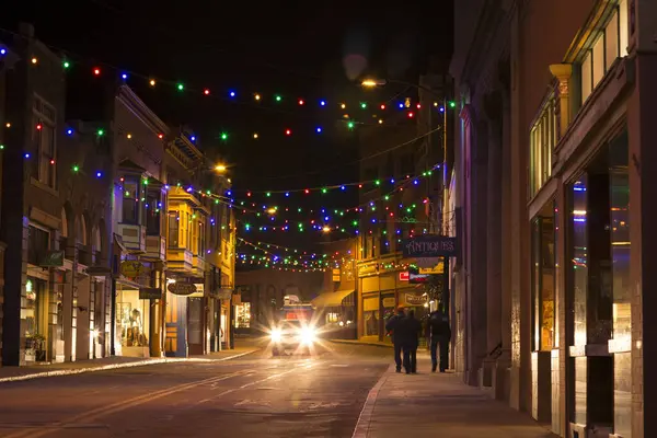 Bisbee 'ye giden yolu daralt, geceleri AZ' ye